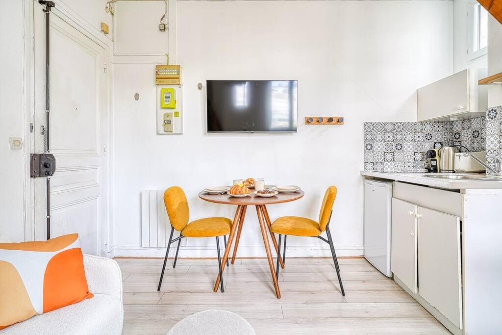 Proche Mairie Du 14e Arrondissement - Ii Appartement Parijs